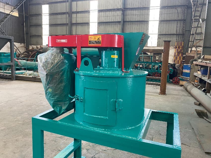 立式粉碎機 (5).jpg